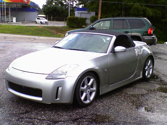 Nissan 350Z 2004 photo 2