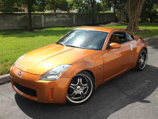 Nissan 350Z 2004 photo 2