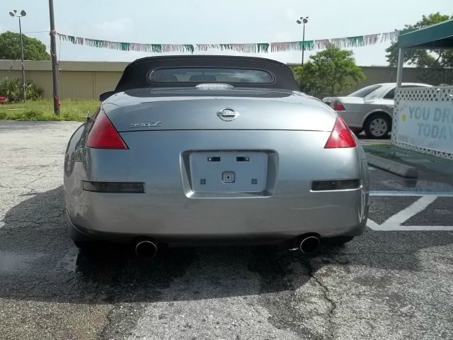 Nissan 350Z 2004 photo 1