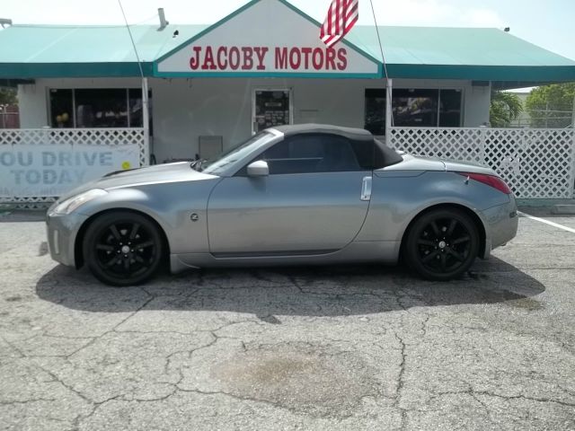 Nissan 350Z 2004 photo 2