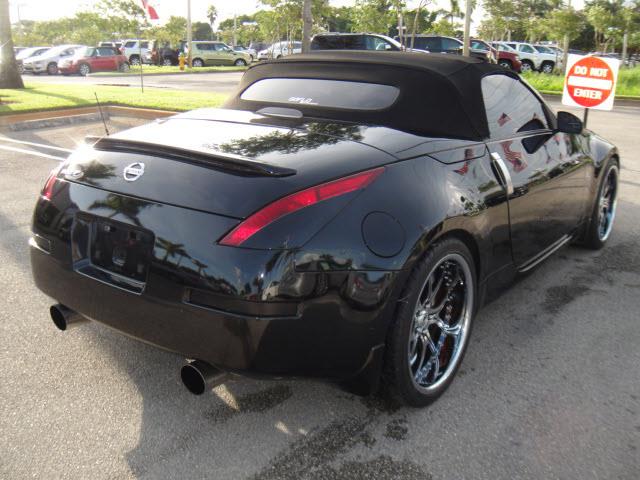 Nissan 350Z 2004 photo 3