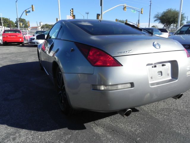 Nissan 350Z 2004 photo 1