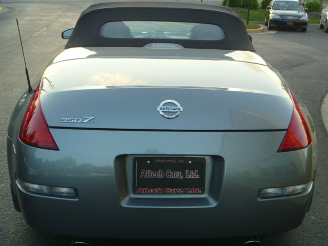 Nissan 350Z 2004 photo 1