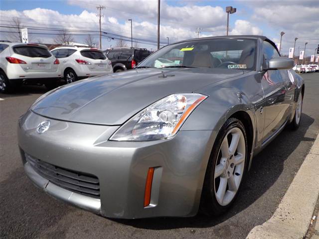 Nissan 350Z 2004 photo 2