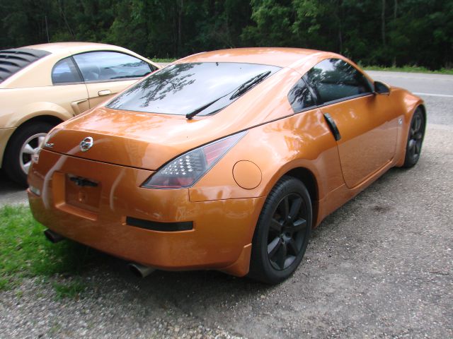 Nissan 350Z 2004 photo 1