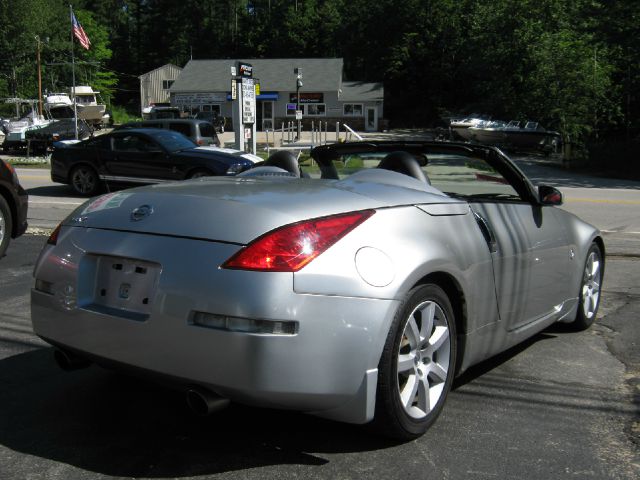 Nissan 350Z 2004 photo 2