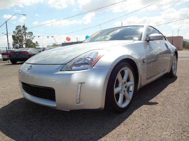 Nissan 350Z 2004 photo 2