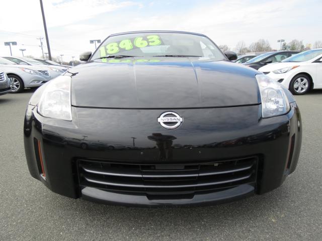 Nissan 350Z 5DR 7-pass VAN I4 FWD Unspecified