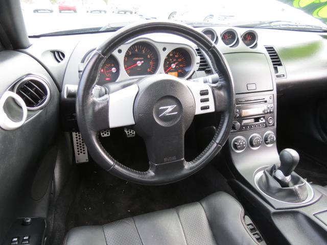 Nissan 350Z 2004 photo 1