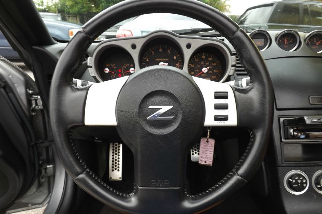 Nissan 350Z 2004 photo 1