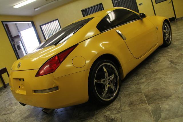 Nissan 350Z 2005 photo 4