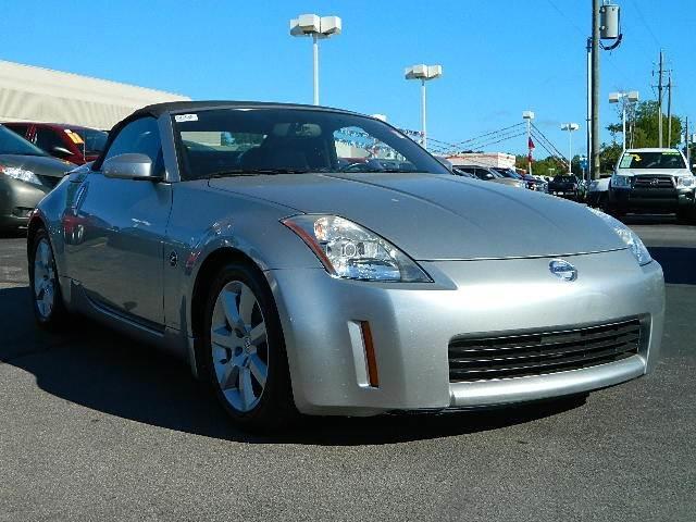 Nissan 350Z 2005 photo 2