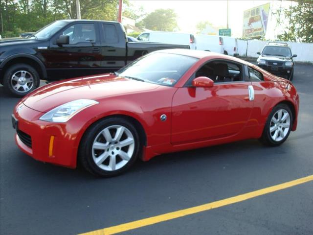 Nissan 350Z 2005 photo 2