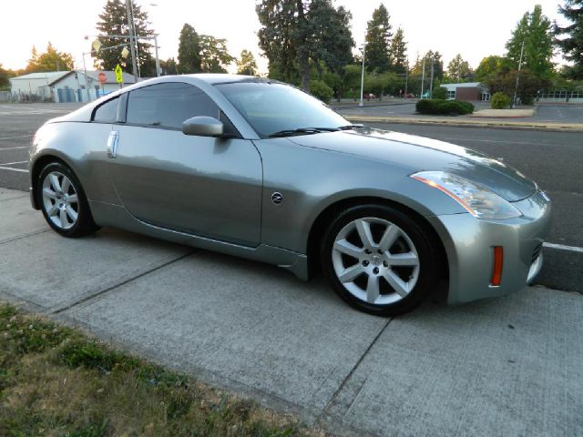 Nissan 350Z 2005 photo 2