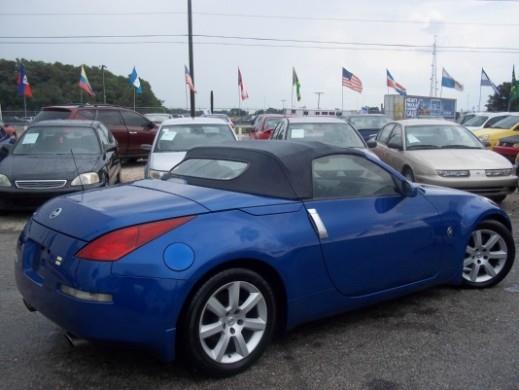 Nissan 350Z 5DR 7-pass VAN I4 FWD Convertible