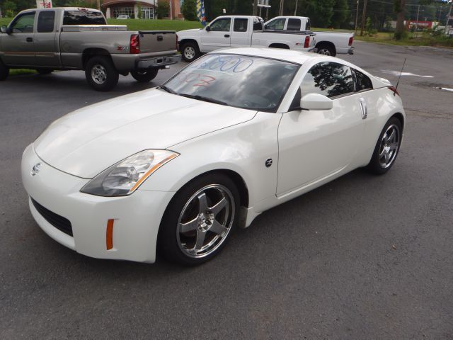 Nissan 350Z 2005 photo 12