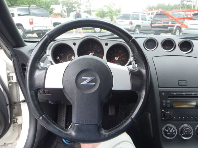 Nissan 350Z 2005 photo 6