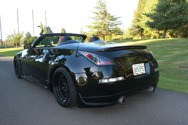 Nissan 350Z 2005 photo 2