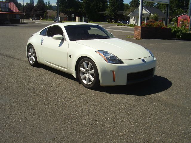 Nissan 350Z 2005 photo 2