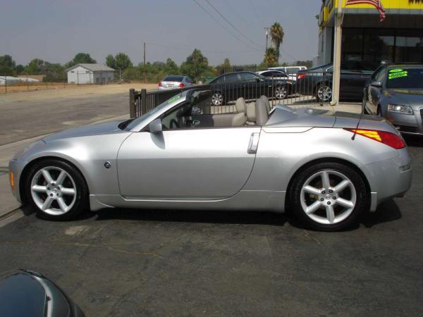 Nissan 350Z 2005 photo 2