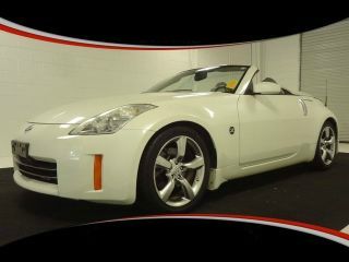 Nissan 350Z 5dr 7-pass Van V6 LE FWD Convertible