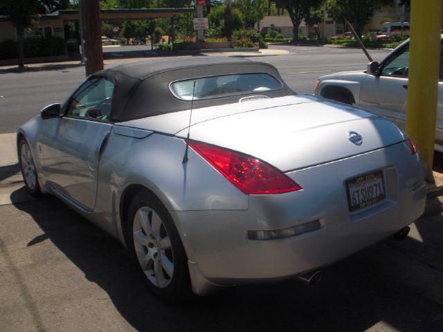 Nissan 350Z 2006 photo 2