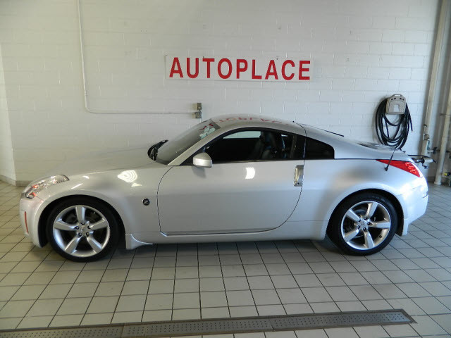 Nissan 350Z 5DR 7-pass VAN I4 FWD Unspecified