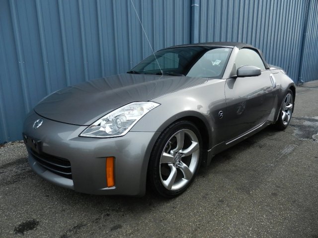 Nissan 350Z 5DR 7-pass VAN I4 FWD Unspecified