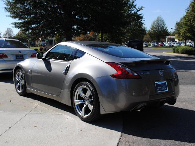 Nissan 370Z 2009 photo 2