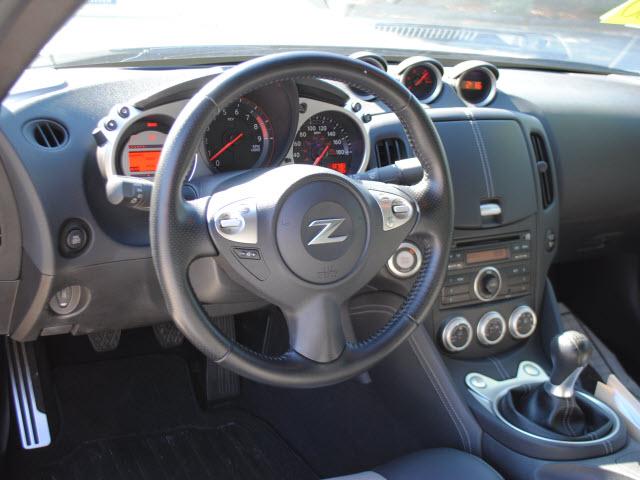 Nissan 370Z 2009 photo 5