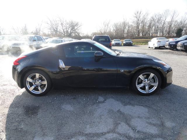 Nissan 370Z 2009 photo 5