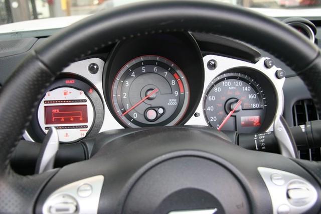 Nissan 370Z 2010 photo 3