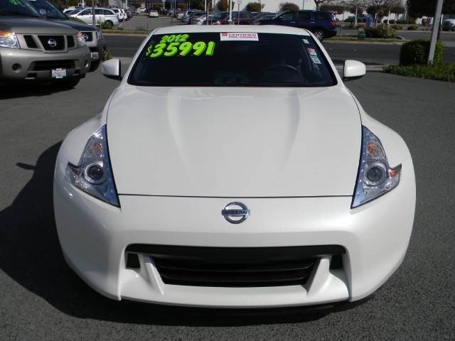 Nissan 370Z 2012 photo 1