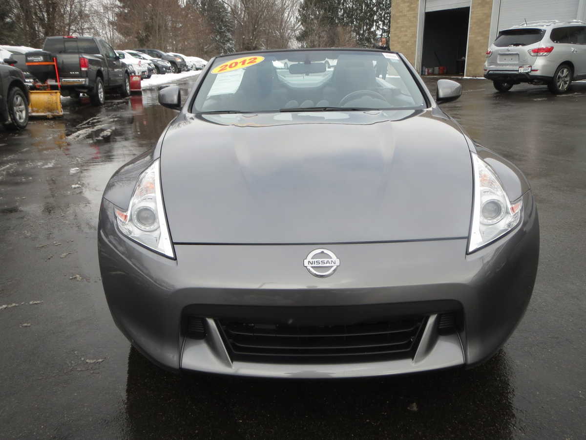 Nissan 370Z 2012 photo 3