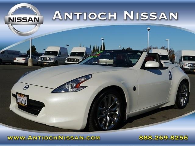 Nissan 370Z 2012 photo 4