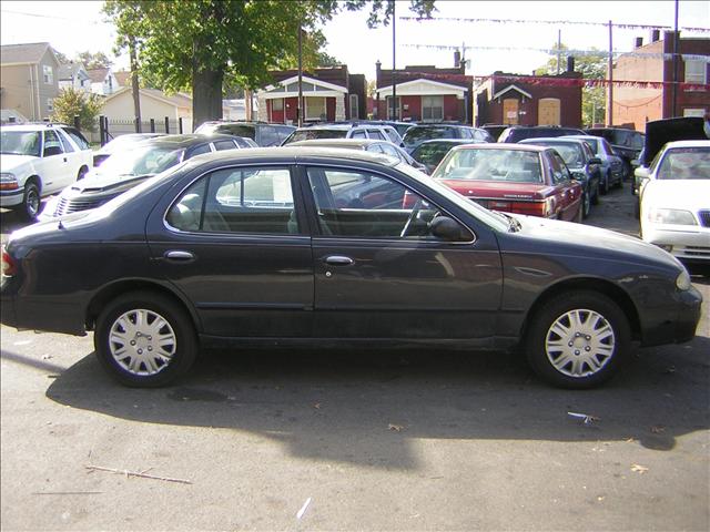 Nissan Altima Unknown Sedan