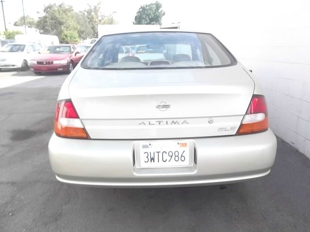 Nissan Altima 1998 photo 3