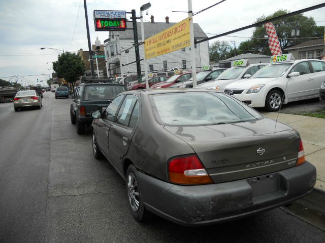 Nissan Altima 1998 photo 5