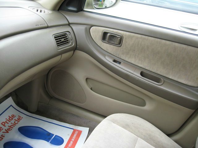 Nissan Altima 1999 photo 2