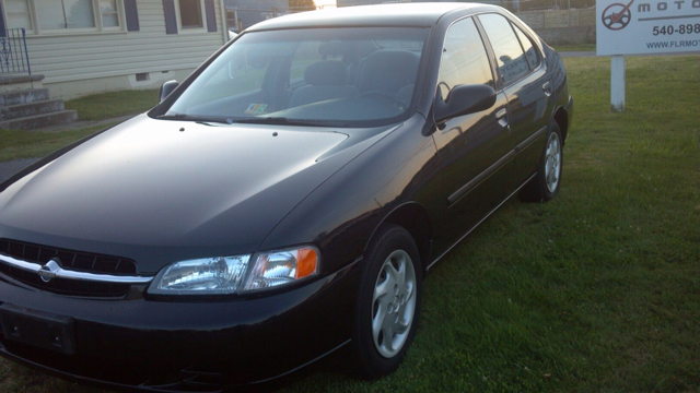 Nissan Altima 1999 photo 2