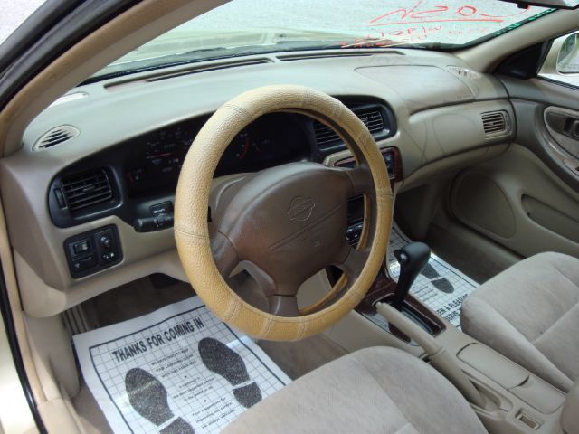 Nissan Altima 1999 photo 2