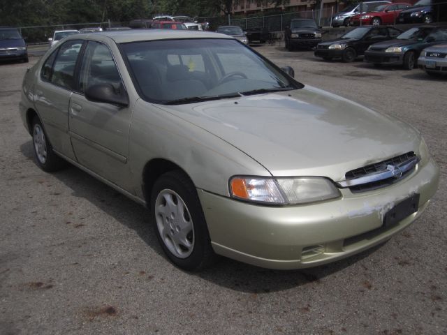 Nissan Altima 1999 photo 3