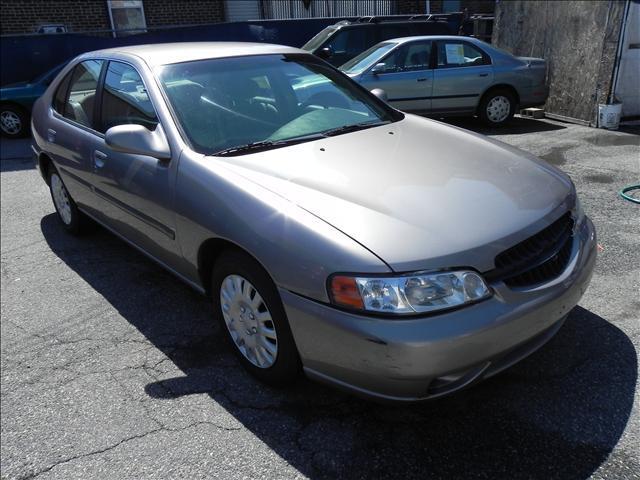 Nissan Altima 2000 photo 2