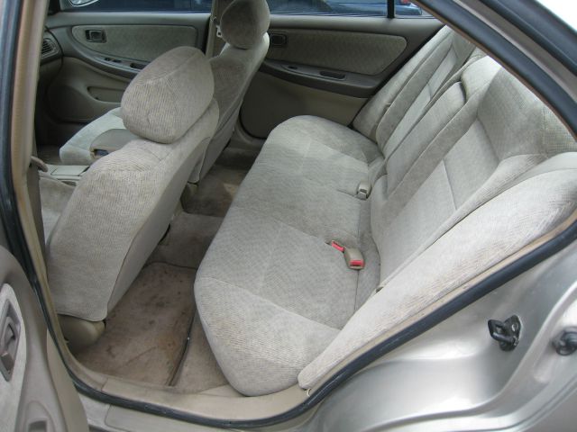 Nissan Altima 2000 photo 1