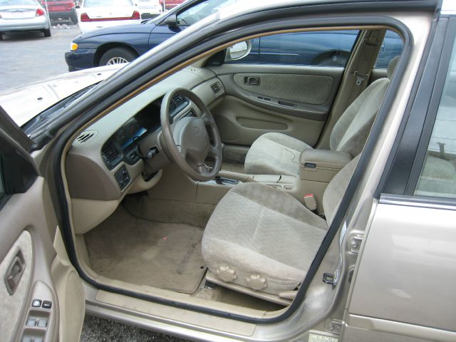 Nissan Altima 2000 photo 2