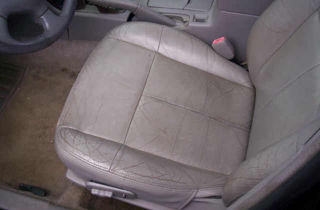 Nissan Altima 2000 photo 1