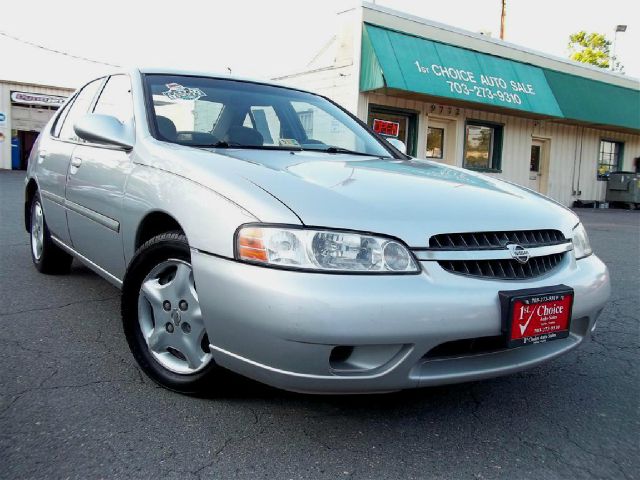 Nissan Altima 2000 photo 4