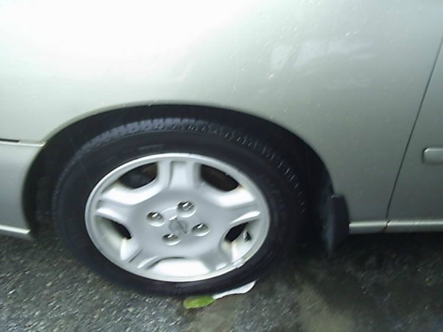 Nissan Altima 2000 photo 1