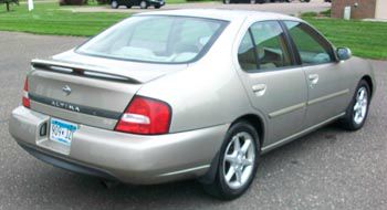 Nissan Altima 2000 photo 1