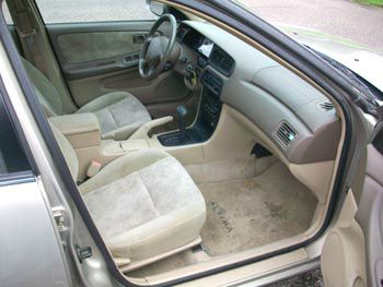 Nissan Altima 2000 photo 11